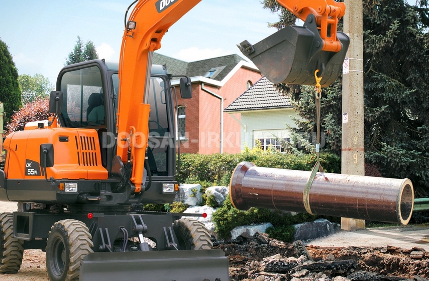 Колесный экскаватор DOOSAN DX 55W